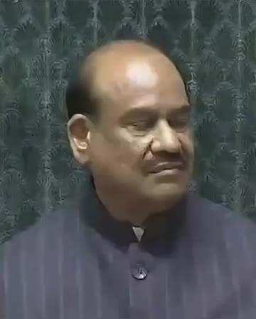 इतिहास की बात छोड़ो वर्तमान की बात करो सत्ता में आप हो जनता को जवाब चाहिये।