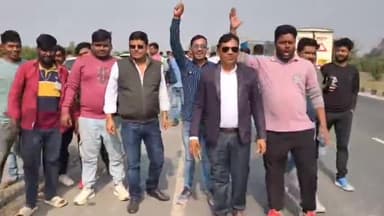 ইংরেজবাজার: গাজোলে মুখ্যমন্ত্রীর জনসভায় যোগ দিতে ইংলিশ বাজার সহ একাধিক বিধানসভা থেকে রওনা হলেন তৃণমূল নেতাকর্মীরা