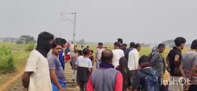 জগৎবল্লভপুর: দক্ষিণপূর্ব শাখায় আমতা লাইনে চলন্ত ট্রেন থেকে পড়ে আহত এক মহিলা