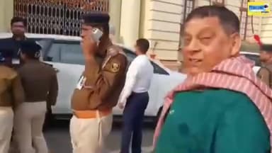 #JDU केएमएलसी बाबू को कोई बताएं कि इतनी #अहंकार भी सही नहीं है ऊपर वाले को अर्थ से फर्श पर पहुंचने में समय नहीं लगता है!