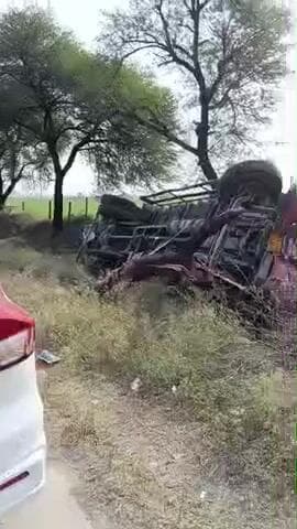 itawa rod par bahut bada assha hua