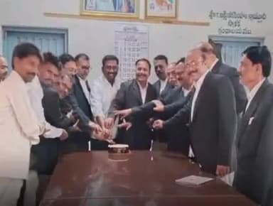 మడకశిరలో న్యాయవాదుల దినోత్సవం ఘనంగా నిర్వహించారు