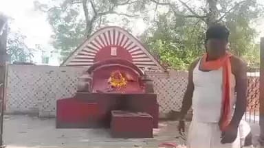 মুরারই ২: পাইকর মা ক্ষ্যাপা কালী মন্দিরে মা ক্ষ্যাপা কালীর নবান্ন উপলক্ষে মা ক্ষ্যাপা কালীর বিশেষ পুজোপাঠ করা হল