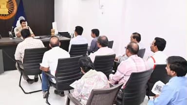 అనకాపల్లి జిల్లాలో నేషనల్ హైవే భద్రతపై సమీక్ష సమావేశాన్ని నిర్వహించిన జిల్లా తుహిన్ సిన్హా