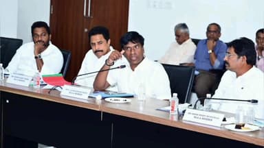 ఎమ్మిగనూరు: ఏపీ అసెంబ్లీలో నేటి నుంచి 2 రోజుల పాటు జరగనున్న ప్రజాపద్దుల కమిటీ సమావేశంలో ఎమ్మెల్యే, పీఏసీ సభ్యులు బీవీ