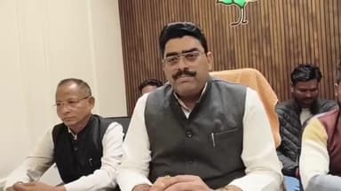 गदरपुर: ग्रोवर मार्केट स्थित कार्यालय पर सांसद प्रतिनिधि प्रीत ग्रोवर ने विभिन्न बिंदुओं पर की प्रेस वार्ता