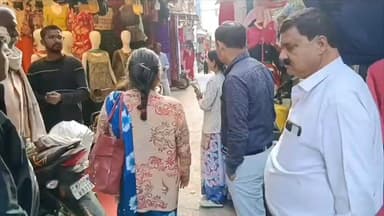 #SIR2026
मतदाता सूची का विशेष गहन पुनरीक्षण अभियान में भोपाल नगरीय क्षेत्र में #BLO लगातार #SIR का कार्य कर रहे है. बी...