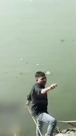 દહેગામ: દહેગામના ઔડા તળાવમાંથી યુવકની લાશ મળી