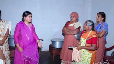 నర్సంపేట: నర్సంపేట పట్టణంలో బీసీ హాస్టల్ ను ఆకస్మికంగా తనిఖీ చేసిన జిల్లా కలెక్టర్