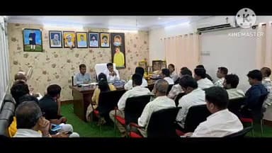 హిందూపురం మున్సిపల్ కాంట్రాక్టర్లతో సమావేశం నిర్వహించిన మున్సిపల్ చైర్ పర్సన్ మరియు కమిషనర్లు