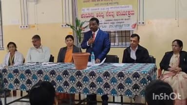 ಯಲ್ಲಾಪುರ: ತಾಲೂಕ ಆಸ್ಪತ್ರೆ ಸಭಾಭವನದಲ್ಲಿ ವಿಶ್ವ ಏಡ್ಸ್ ದಿನಾಚರಣೆ ಹಾಗೂ ವಿಕಲಚೇತನರ ದಿನಾಚರಣೆಗೆ ನ್ಯಾ.ಕುಮಾರ್ ಎಸ್ ಚಾಲನೆ