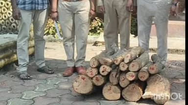 ಮುಂಡಗೋಡ: ಅಗಡಿಯ ಮನೆಯಲ್ಲಿ ಅಕ್ರಮವಾಗಿ ಸಂಗ್ರಹಿಸಿದ್ದ ಶ್ರೀಗಂಧ ವಶ; ಆರೋಪಿ ಪರಾರಿ