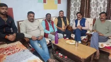 नौगांव: एसआईआर सर्वे को लेकर नौगांव एवं हरपालपुर मंडल की बैठकों का आयोजन किया गया