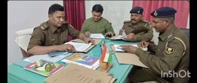 लौकही: सर्किल इंस्पेक्टर ने लौकही थाने का किया निरीक्षण, लंबित मामलों की समीक्षा की