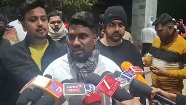 সিউড়ি ১: দু'নম্বর ব্লক এলাকায় তৃণমূলের গোষ্ঠীদ্বন্দ্ব প্রসঙ্গে মুখ খুললেন তৃণমূলের অঞ্চল সভাপতি