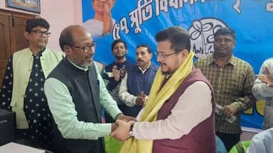 সুতি ২: SIR নিয়ে কড়া নজরদারি! সুতিতে তৃণমূলের উচ্চপর্যায়ের পর্যালোচনা বৈঠক