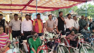 छुईखदान में जिला स्तरीय दिव्यांगजन दिवस सम्पन्न, 20 को सहायक उपकरण और 3 दंपत्तियों को ₹50,000 के चेक का वितरण