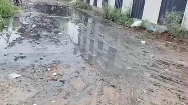 கோவை வடக்கு: நல்லாம்பாளையம் விஜயா நகர் பகுதியில் குடிநீர் குழாய் பதிப்பதற்கு தோண்டிய சாலையை சரி வர மூடாததால் பொதுமக்கள் கடும் அவதி