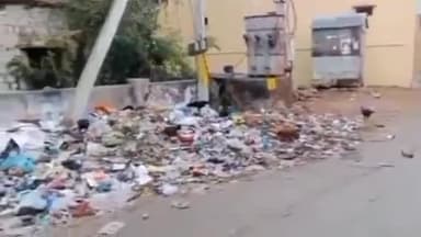 పుట్టపర్తి లో పేరుకుపోయిన చెత్త దిబ్బలు తొలగించాలని ప్రజల విజ్ఞప్తి