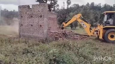 रतनपुर वनभूमि अतिक्रमण विवाद पर वन विभाग की प्रतिक्रिया, कांग्रेस अध्यक्ष दीपक बैज पीड़ितों से मिलने पहुंचे