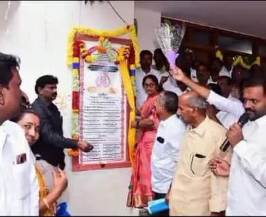 పెనుకొండ పట్టణంలో డి డి ఓ కార్యాలయాన్ని మంత్రి సవిత ప్రారంభించారు