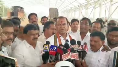 దేవరకొండ: ఈనెల 6న దేవరకొండ ముఖ్యమంత్రి రేవంత్ రెడ్డి పర్యటన, బహిరంగ సభ ప్రాంగణాన్ని పరిశీలిస్తున్న మంత్రి కోమటిరెడ్డి