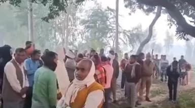 इकौना: तिलकपुर में फंदे से लटकता मिला युवती का शव, मां ने कहा- परिवार में नहीं हुआ कोई विवाद, पुलिस जांच में जुटी