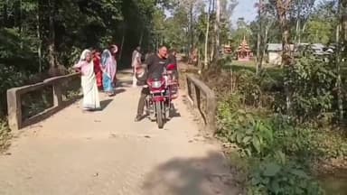 সোণাৰি: চফ্ৰাইত এটা মৃত গাহৰি পৰিত্যক্ত অৱস্থাত পৰি থকাক লৈ আতংকৰ সৃষ্টি হৈছে অঞ্চলটোত