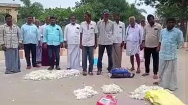 యర్రగొండపాలెం: పత్తి కొనుగోలుదారులు రాకపోవడంతో పెద్దారవీడు రైతులు ఆందోళన