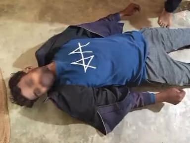 అగళి మండలంలో భార్య ఇంట్లో లేని సమయంలో భర్త ఆత్మహత్య