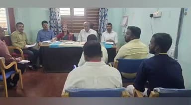 ಮೈಸೂರು: ರಮ್ಮನಹಳ್ಳಿ ಪಟ್ಟಣ ಪಂಚಾಯಿತಿಯಲ್ಲಿ ಅಧಿಕಾರಿಗಳ ಸಭೆ ನಡೆಸಿ: ಕುಂದು ಕೊರತೆ ಪರಿಶೀಲಿಸಿದ ಶಾಸಕ ಜಿಟಿ ದೇವೇಗೌಡ