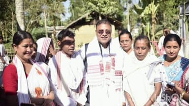 টিংখং: ৰাজগড় ভালুকমৰা শুকানী নামঘৰত অবিৰত ভাগৱত পাঠ আৰু ভাওনা প্রদর্শনৰ শুভাৰম্ভ কৰিলে মন্ত্ৰী বিমল বৰাই