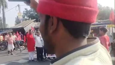 সুতাহাটা: সুতাহাটা কুঁকড়াহাটি গ্রামপঞ্চায়েত এলাকায় CPIM পক্ষ থেকে বাংলা বাঁচাও যাত্রা উপস্থিত CPIMজেলা সম্পাদক মন্ডলিয় সদস্য