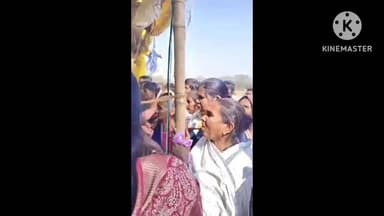 रक्सा धान खरीदी केंद्र में किसानों ने टोकन न कटने पर किया हंगामा, विधायक भी रही उपस्थित