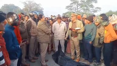 #चंदौली से बड़ी खबर.. किराना व्यवसाई की लाठी से पीट कर हत्या करने वाला सनकी कातिल गिरफ्तार, पागल कहने पर हुआ नाराज, दिया...