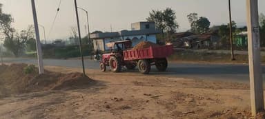 छत्तीसगढ़ बलरामपुर ब्लॉक वाड्राफनगर अंतर्गत मेंढ़ारी से अवैध तरीके से रेत की सप्लाई जमाई मोड एट भट्टे पर ले जाते हु #