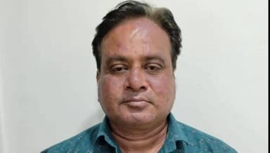 વડોદરા દક્ષિણ: શાળા ની વિદ્યાર્થીની ઓ સાથે અડપલા કરનાર શિક્ષક તરસાલી વિસ્તાર થી ઝડપાયો, ACP એ આપી વધુ માહિતી.