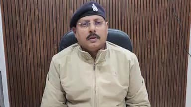 चांदपुर: चांदपुर क्षेत्र में तैनात होमगार्ड नृपेंद्र कुमार शर्मा ने ड्यूटी के दौरान जिला पदार्थ का सेवन किया, मौत