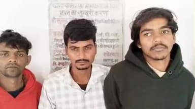 शिकोहाबाद: काशीराम कॉलोनी के तिराहे से पुलिस ने दबोचे 3 'टप्पेबाज', जिन्होंने बातों में फंसाकर गहने चोरी किए