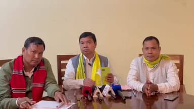 ধেমাজি: ছয় জনগোষ্ঠীৰ জনজাতিকৰণৰ সন্দৰ্ভত ধেমাজি সদৰত তিনি জাতীয় সাহিত্য সভাৰ প্ৰতিক্ৰিয়া প্ৰকাশ