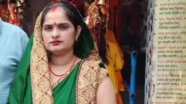 पडरौना: पड़रौना में निजी हॉस्पिटल में प्रसूता की मौत, परिजनों ने लापरवाही का आरोप लगाकर किया हंगामा, पुलिस कार्रवाई में जुटी