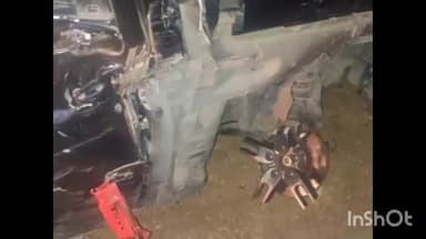 अमेठी: ठेंगहा में तेज रफ्तार थार और ट्रैक्टर की आमने-सामने टक्कर, गाड़ी 200 मीटर तक घिसटती रही, पहिए उड़कर हुए अलग