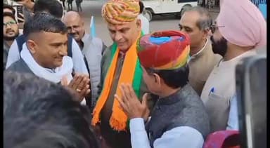 भाजपा प्रदेश अध्यक्ष मदन राठौड़ का जोधपुर एयरपोर्ट पर भाजपा कार्यकर्ताओं ने किया स्वागत
#BJPNEWS #भारतीयजनतापार्टी
#SUN...