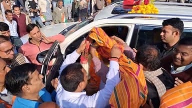 किशनगढ़ बास में गृह राज्य मंत्री जवाहर सिंह बैडम का ज़ोर-ज़ोर से धमाकेदार स्वागत! #alwarnews