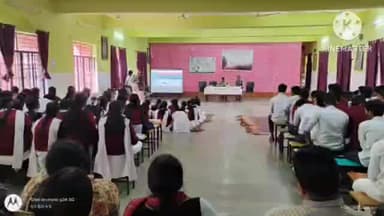 বাঁকুড়া ১: বাঁকুড়া সাইবার ক্রাইম থানার পক্ষ থেকে বাঁকুড়া জহর নবোদয় বিদ্যালয়ের শিক্ষার্থীদের জন্য সাইবার অপরাধ সংক্রান্ত সচেতনতা