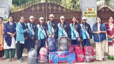 ଡାବୁଗାଁ: ଡାବୁଗାଁ ଏସଏସଡି ବିଦ୍ୟାଳୟର ଛଅ ଜଣ ଛାତ୍ରୀ ରାଜ୍ୟସ୍ତରୀୟ କ୍ରିକେଟ ପ୍ରତିଯୋଗିତାରେ ମନୋନିତ