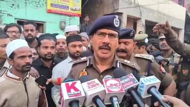 कानपुर: पुलिस आयुक्त ने दादा मियां चौराहा समेत क्षेत्र की अन्य कई जगहों का किया निरीक्षण, सत्यापन सूची को लेकर दी जानकारी