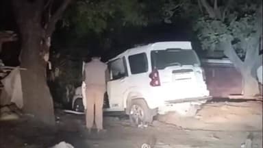 सैदपुर: झपकी आने से सहेड़ी में पेड़ से भिड़ी हाईस्पीड स्कॉर्पियो, युवक की मौत, 3 घायल, स्कॉर्पियो के उड़े परखच्चे