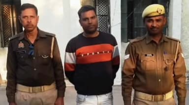 चरखारी: चरखारी पुलिस ने फसल बीमा प्रकरण में वांछित अभियुक्त को काशीराम प्राथमिक विद्यालय के पास से किया गिरफ्तार