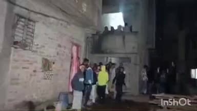 ডোমজুড়: বাঁকড়া পশ্চিমপাড়া এলাকায় পরিত্যক্ত জমির পাঁচিলের পাশ থেকে ব্যাগ ভর্তি পাঁচটি বোমা উদ্ধার করলো সিটি পুলিশের গোয়েন্দা